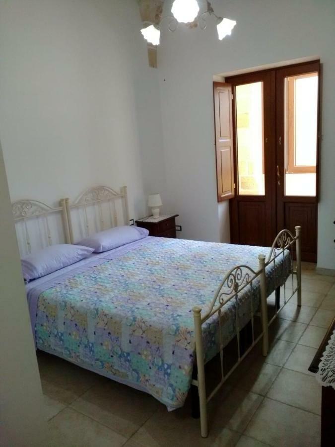 Casa Turistica Le Servite Manduria Esterno foto