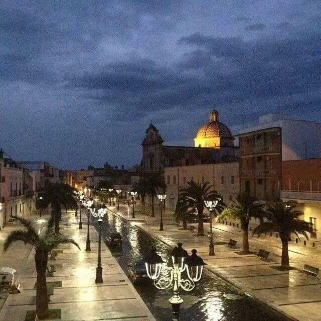 Casa Turistica Le Servite Manduria Esterno foto
