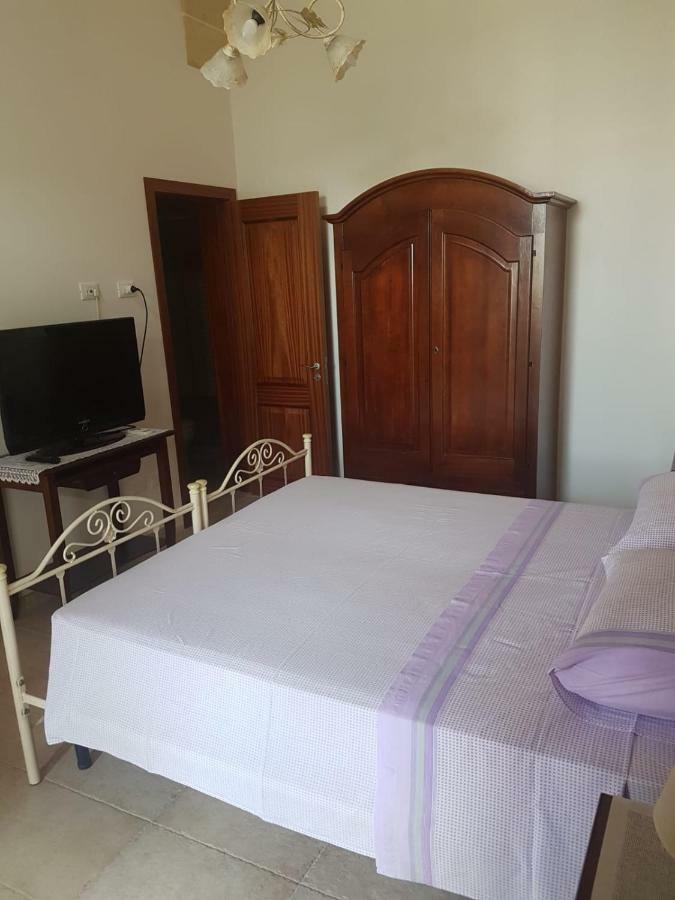 Casa Turistica Le Servite Manduria Esterno foto
